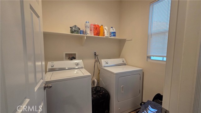 Detail Gallery Image 12 of 24 For 8745 Celebration St, Chino,  CA 91708 - 3 Beds | 2/1 Baths