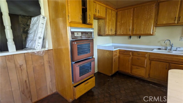 Detail Gallery Image 3 of 12 For 384 W 7th, Upland,  CA 91786 - 3 Beds | 2 Baths