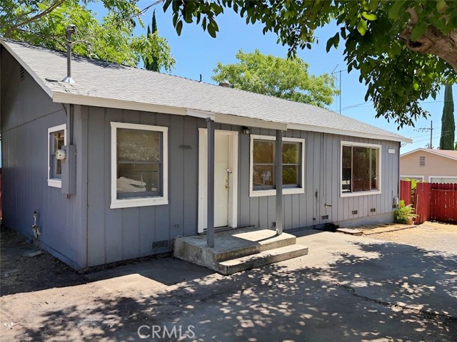 Detail Gallery Image 1 of 9 For 3660 Park St, Clearlake,  CA 95422 - 2 Beds | 1 Baths