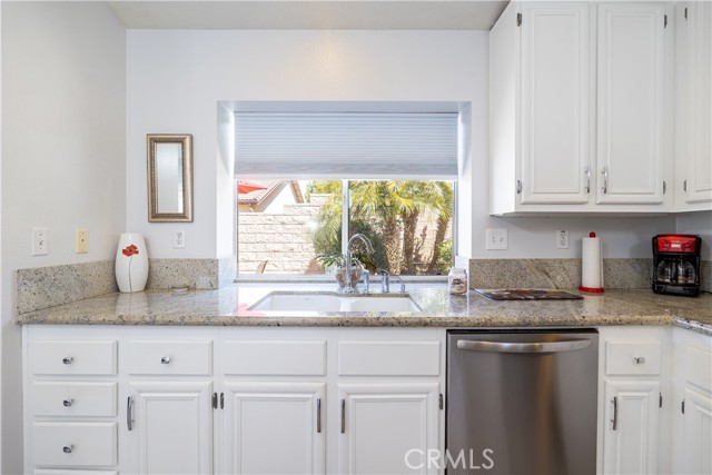 Detail Gallery Image 21 of 60 For 3427 Kentucky Ln, Corona,  CA 92882 - 3 Beds | 2 Baths
