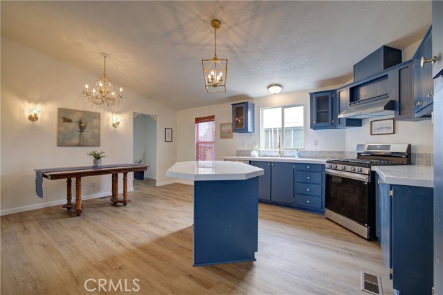 Detail Gallery Image 14 of 37 For 3700 Buchanan St #104,  Riverside,  CA 92503 - 3 Beds | 2 Baths
