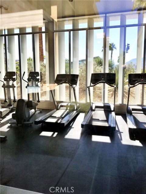 Detail Gallery Image 13 of 16 For 850 E Palm Canyon Dr #203,  Palm Springs,  CA 92264 - 2 Beds | 2 Baths