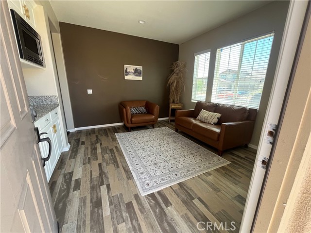 Detail Gallery Image 30 of 36 For 11764 Andrews Pl, Victorville,  CA 92392 - 4 Beds | 3/1 Baths