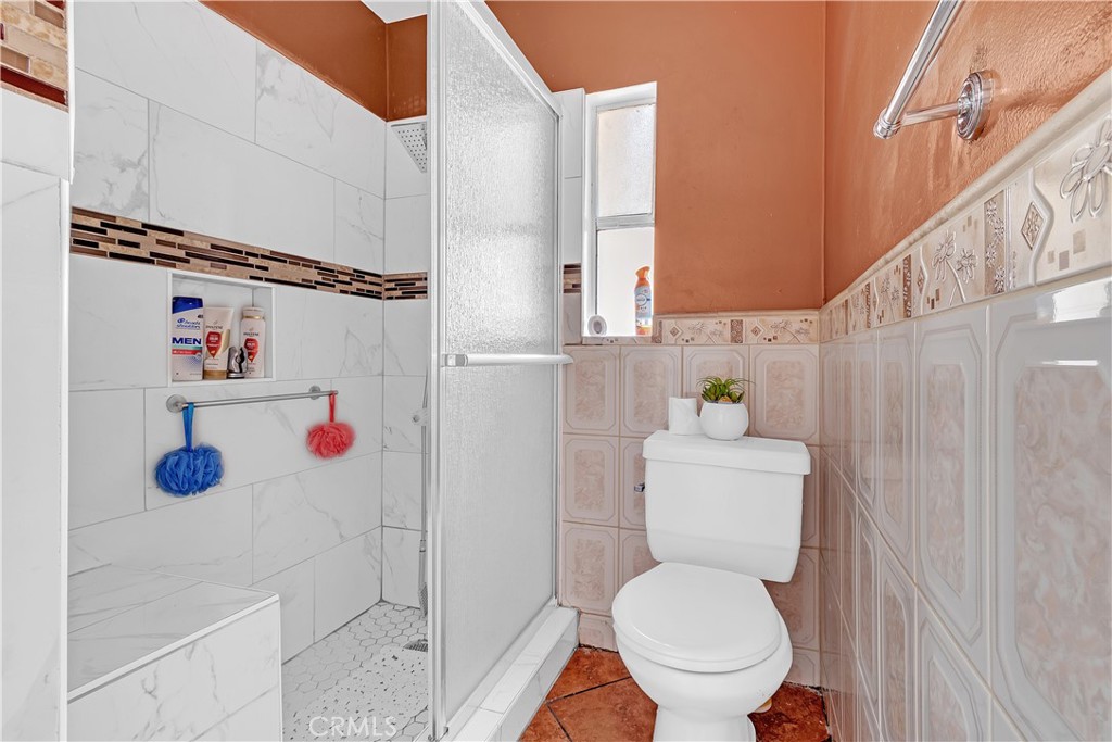 https://media.crmls.org/medias/78e1ba92-368e-4cb2-8f4b-970d259836fc.jpg?preset=X-Large