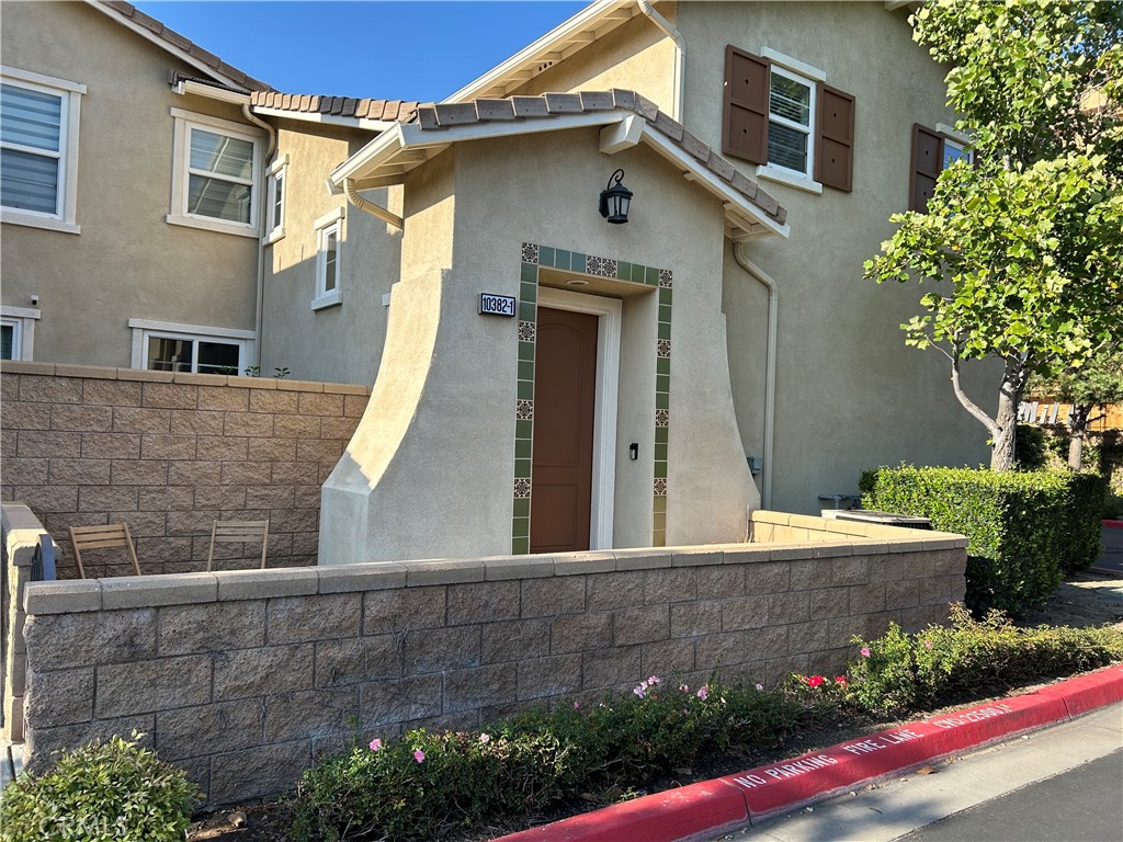 10382 Sparkling Dr #1