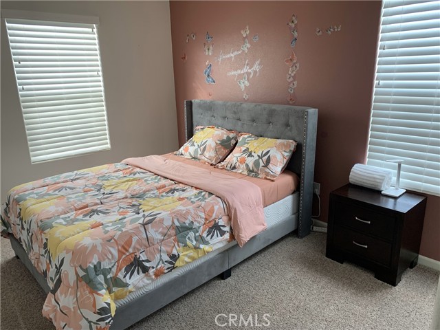 Detail Gallery Image 6 of 23 For 2948 N Church, Visalia,  CA 93291 - 5 Beds | 3 Baths