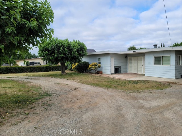 13564 4th Street, Yucaipa CA: https://media.crmls.org/medias/78e6a878-baea-44a4-a798-797063c40cd0.jpg