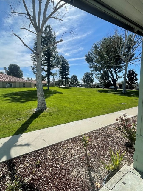 Detail Gallery Image 5 of 11 For 2230 Lake Park Dr #118,  San Jacinto,  CA 92583 - 2 Beds | 2 Baths