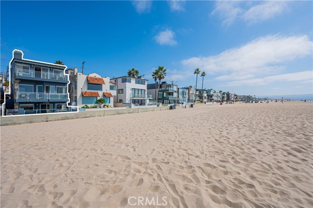 3410 The Strand, Hermosa Beach, California 90254, 3 Bedrooms Bedrooms, ,1 BathroomBathrooms,Residential,Sold,The Strand,IN22210805