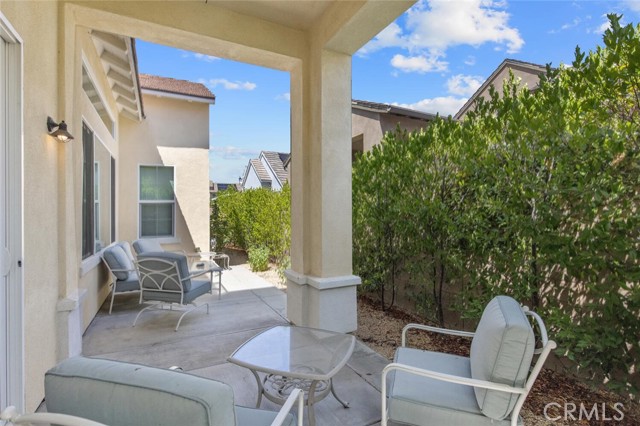 Detail Gallery Image 25 of 47 For 25124 Limetree Ln, Canyon Country,  CA 91387 - 2 Beds | 2/1 Baths