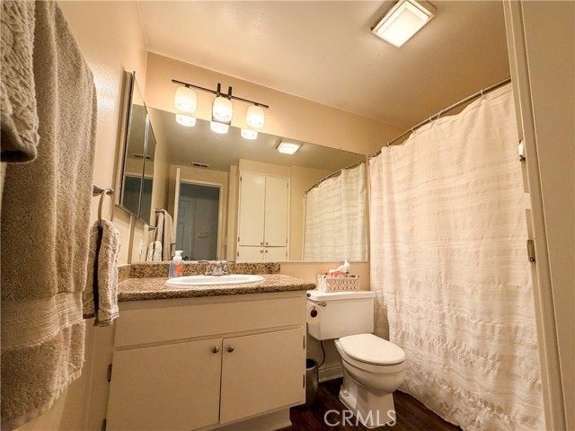 Detail Gallery Image 17 of 28 For 23921 Del Monte #34,  Valencia,  CA 91355 - 2 Beds | 2 Baths