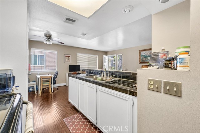 3037 Knollwood Avenue, La Verne CA: https://media.crmls.org/medias/78e84dd9-482d-4a5e-8bf4-d1489bb81531.jpg