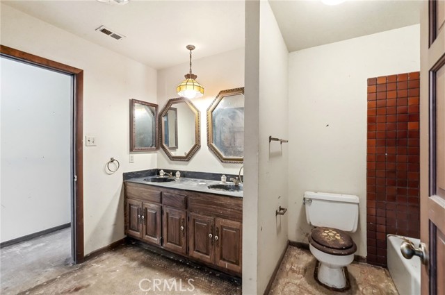 Detail Gallery Image 32 of 45 For 11560 Darling Rd, Agua Dulce,  CA 91390 - 4 Beds | 3 Baths