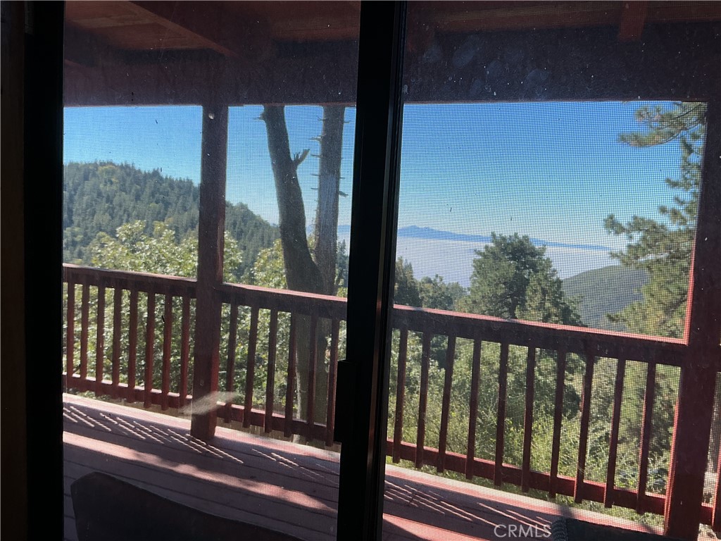https://media.crmls.org/medias/78e91af7-4967-4de0-b16b-024123e78c54.jpg?preset=X-Large