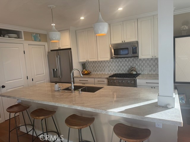 Detail Gallery Image 2 of 12 For 507 31st, Hermosa Beach,  CA 90254 - 2 Beds | 1 Baths