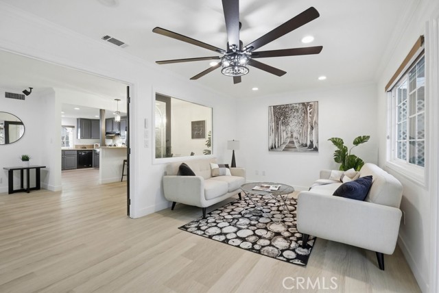 Detail Gallery Image 22 of 66 For 10232 Hialeah, Cypress,  CA 90630 - 5 Beds | 2/1 Baths