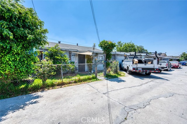 Image 13 of 27 For 4858 Live Oak St.