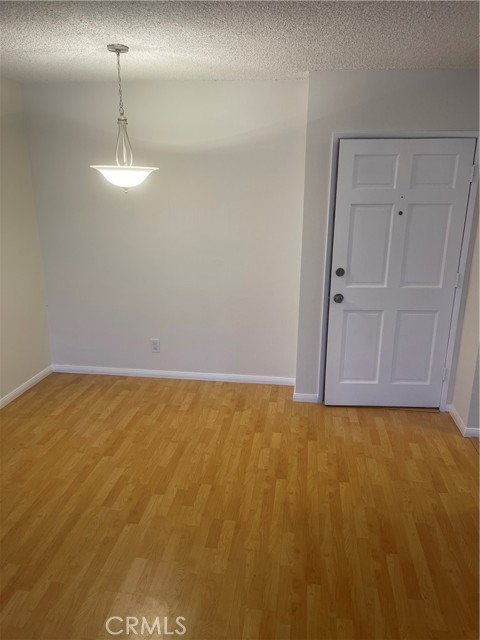 Detail Gallery Image 4 of 10 For 18307 Burbank Bld #234,  Tarzana,  CA 91356 - 1 Beds | 1 Baths