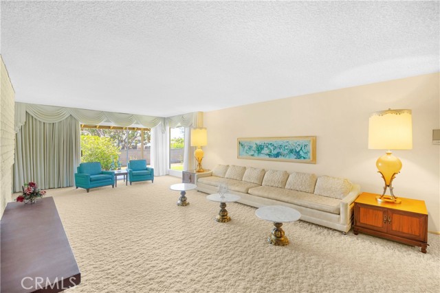 18132 James Road, Villa Park CA: https://media.crmls.org/medias/78ed91a5-feff-4797-8235-a559b9e75f67.jpg