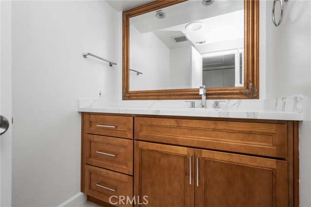 2815 Blue Water Drive, Corona del Mar CA: https://media.crmls.org/medias/78eef03d-f17c-461a-b86e-095b0775fde7.jpg