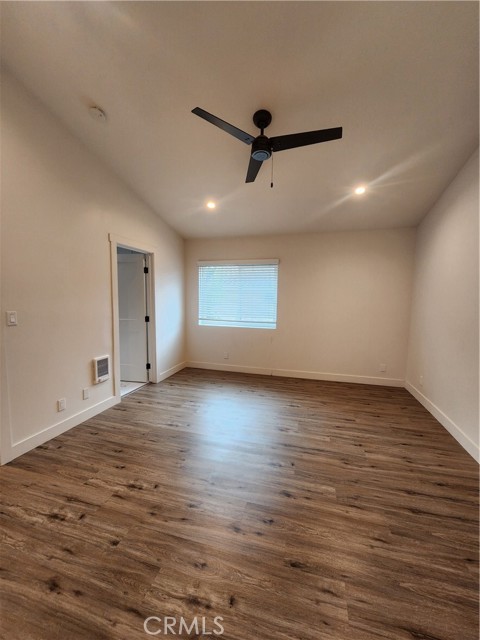 Detail Gallery Image 30 of 36 For 120 S Francisca Ave #6,  Redondo Beach,  CA 90277 - 2 Beds | 2 Baths