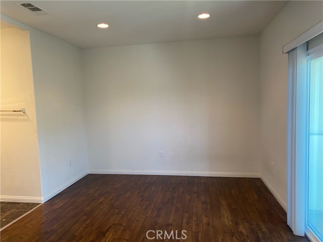 Detail Gallery Image 5 of 15 For 121 S Dale #111,  Anaheim,  CA 92804 - 3 Beds | 2/1 Baths