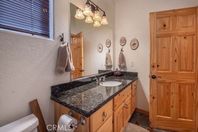 Detail Gallery Image 35 of 67 For 1046 Heritage, Big Bear City,  CA 92314 - 5 Beds | 4/1 Baths