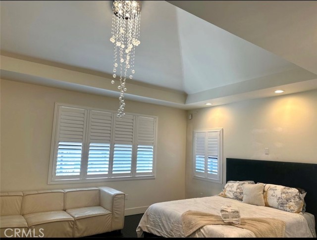 Detail Gallery Image 21 of 73 For 646 S Courson Dr, Anaheim,  CA 92804 - 6 Beds | 5 Baths