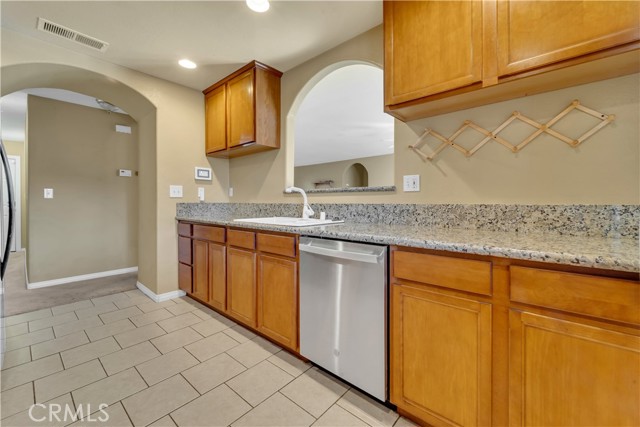 Detail Gallery Image 12 of 28 For 21671 Calhoun Dr, California City,  CA 93505 - 3 Beds | 2 Baths