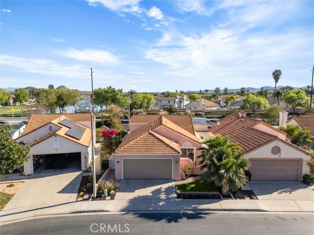 Detail Gallery Image 2 of 43 For 28313 Valombrosa, Menifee,  CA 92584 - 3 Beds | 2 Baths