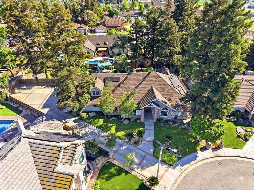 https://media.crmls.org/medias/78f17536-7e5a-40b6-a6a0-050bcc029a4c.jpg?preset=X-Large