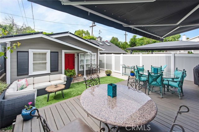 4323 Laurelgrove Avenue, Studio City CA: https://media.crmls.org/medias/78f1bd74-6ed9-49d5-b6be-edb3158d6bca.jpg