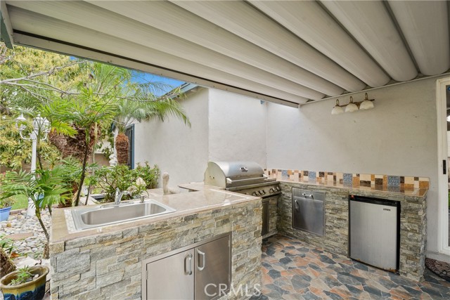 Detail Gallery Image 31 of 37 For 801 S Roanne, Anaheim,  CA 92804 - 4 Beds | 2 Baths