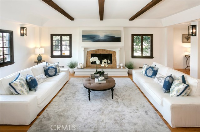 600 35th Street, Manhattan Beach, California 90266, 3 Bedrooms Bedrooms, ,2 BathroomsBathrooms,Residential,Sold,35th,SB17026414