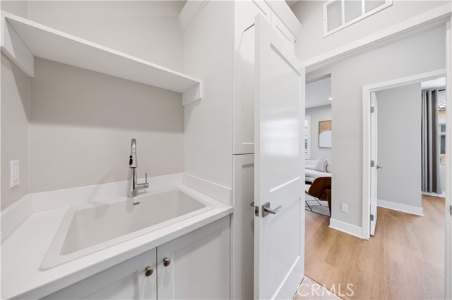 149 Fairgreen, Irvine CA: https://media.crmls.org/medias/78f3d7df-df8d-4796-83e6-fe99c23f6e55.jpg