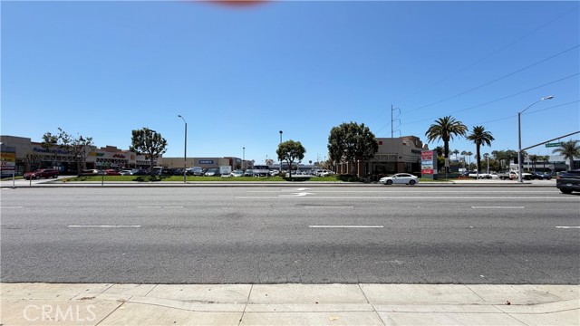  Commercial for Sale in Hawthorne, California