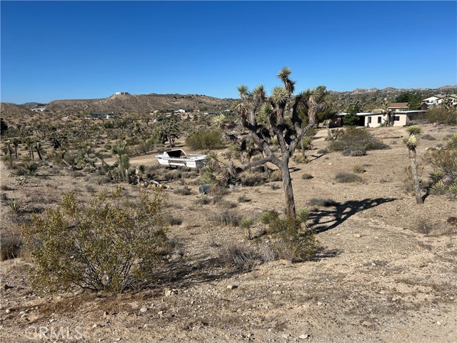 57976 Buena Vista Drive, Yucca Valley CA: https://media.crmls.org/medias/78f61335-6e77-40f3-a8ee-41fe8ee4043b.jpg