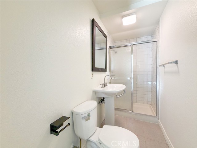 Detail Gallery Image 9 of 15 For 279 Parke St, Pasadena,  CA 91101 - 1 Beds | 2 Baths