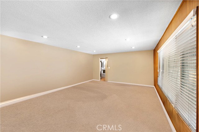2304 Lewis Street, Santa Ana CA: https://media.crmls.org/medias/78f70ce8-d69e-4630-b5a5-bf5bfd9a0825.jpg
