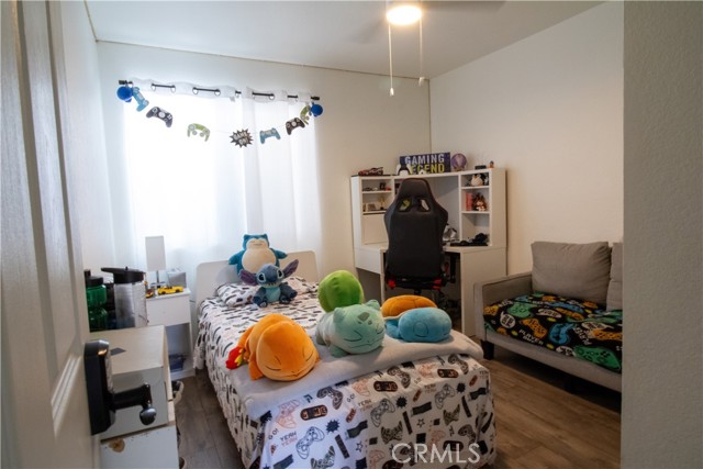 15303 Lakebreeze Lane, Lake Elsinore CA: https://media.crmls.org/medias/78f72c8d-ef0c-45d4-ae3e-e2fcfa4c28b9.jpg