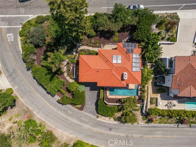 721 Via Del Monte, Palos Verdes Estates, California 90274, 4 Bedrooms Bedrooms, ,1 BathroomBathrooms,Residential,Sold,Via Del Monte,PV23160476