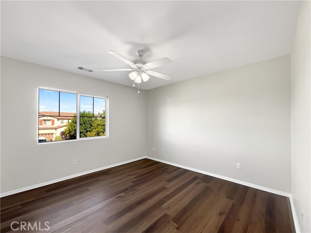 Image 4 of 29 For 31738 Rouge Lane