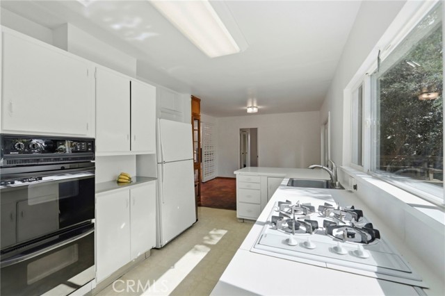 Detail Gallery Image 17 of 54 For 1500 W San Tomas Aquino Rd, Campbell,  CA 95008 - 4 Beds | 2 Baths