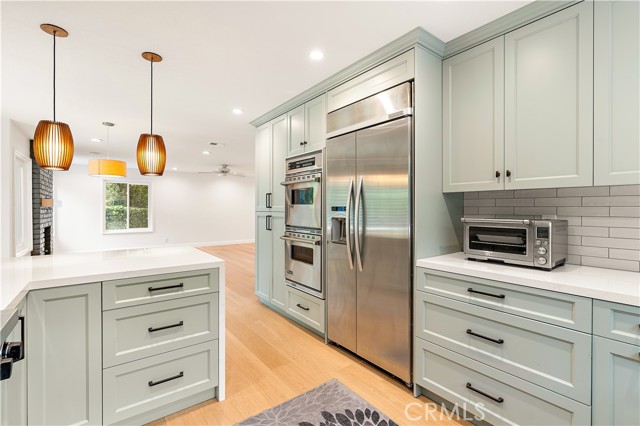 Detail Gallery Image 10 of 23 For 5503 Hartglen Pl, Agoura Hills,  CA 91301 - 5 Beds | 3 Baths