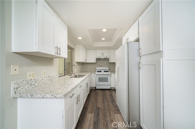 Detail Gallery Image 7 of 25 For 6204 Hartford Rd #203,  Yorba Linda,  CA 92887 - 2 Beds | 2 Baths