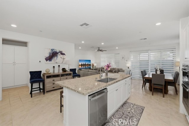 Detail Gallery Image 16 of 73 For 4618 S Tesoro Privado, Ontario,  CA 91761 - 2 Beds | 2 Baths