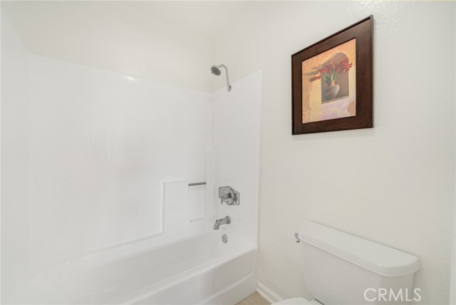 25521 Indian Hill Ln, Laguna Hills CA: https://media.crmls.org/medias/78fb542d-e696-4576-85a4-8dab29f2ab5a.jpg