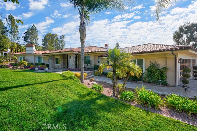 Detail Gallery Image 3 of 73 For 2170 Upper Ranch Rd, Westlake Village,  CA 91362 - 4 Beds | 4/1 Baths