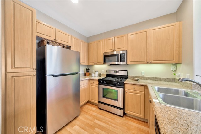 Detail Gallery Image 11 of 50 For 2458 Watermarke Pl, Irvine,  CA 92612 - 1 Beds | 1 Baths