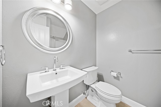 Detail Gallery Image 3 of 20 For 10016 Albee Ave, Tustin,  CA 92782 - 4 Beds | 3 Baths